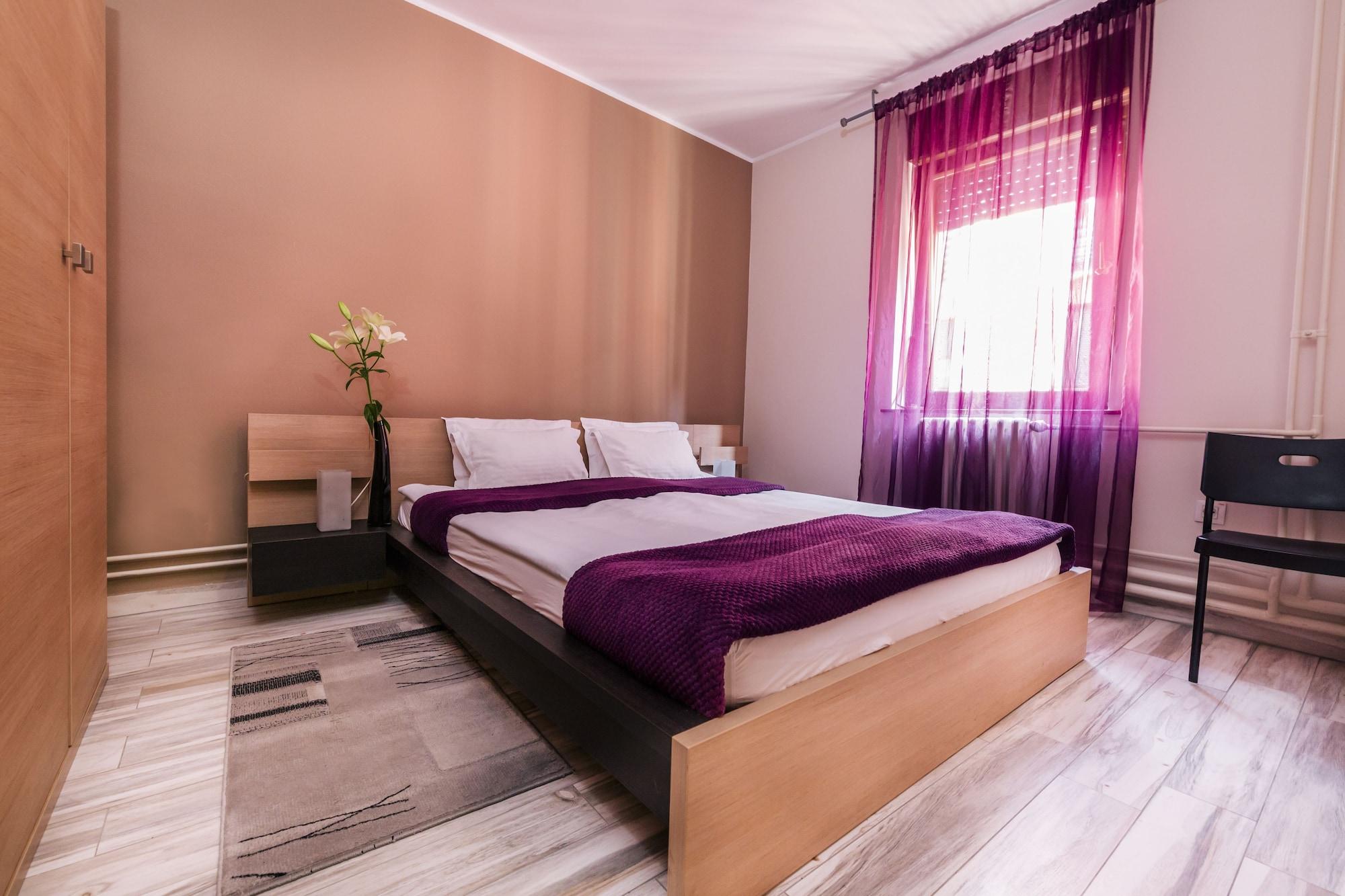 Veliki Garni Hotel Novi Sad Exterior photo